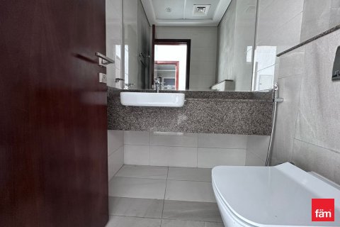 Apartment in Al Satwa, Dubai 1 bedroom, 71.7 sq.m. № 84227 - photo 14