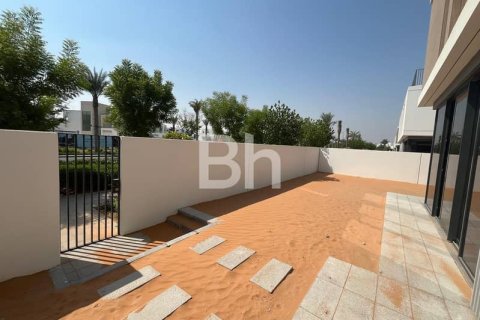 Townhouse in Arabian Ranches 3, Dubai 4 bedrooms, 287 sq.m. № 23013 - photo 25
