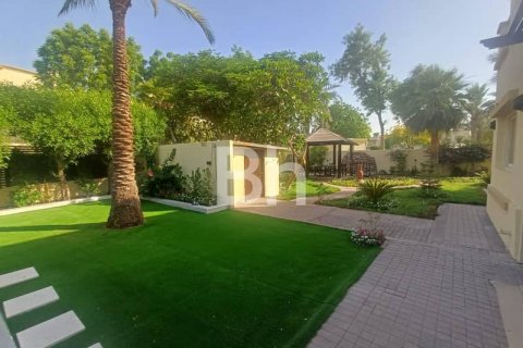 فيلا في The Springs, دبي 3 غرف نوم, 638 م² رقم 23014 - صورة 11