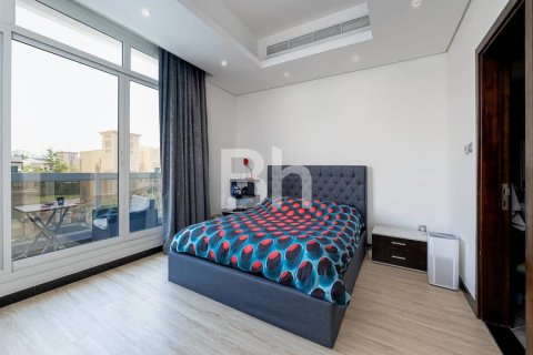 Townhouse in Jumeirah Village Triangle, Dubai 2 bedrooms, 127 sq.m. № 21038 - photo 7
