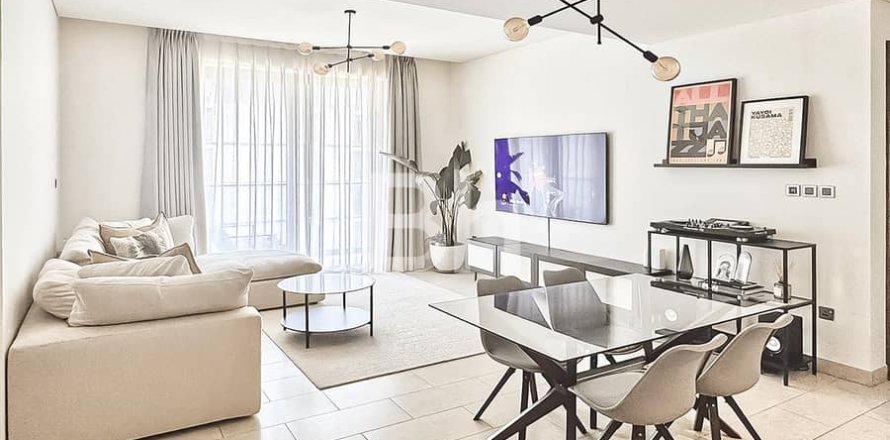 Квартира в Дубае, 2 спальни, 121м², № 21032