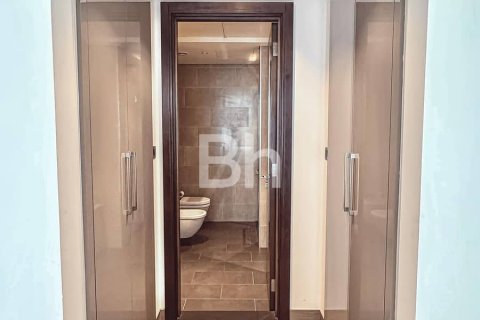 Снять в аренду квартиру в Дубае: 2 спальни, 121м², № 21032 - фото 15