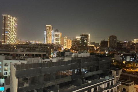 Купить квартиру в Джумейра Вилладж Серкл, Дубай: студию, 36м², № 83318 - фото 2