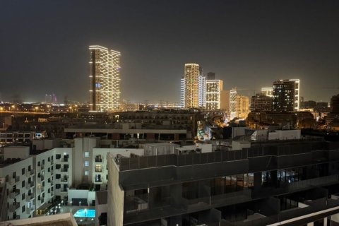 Купить квартиру в Джумейра Вилладж Серкл, Дубай: студию, 36м², № 83318 - фото 3