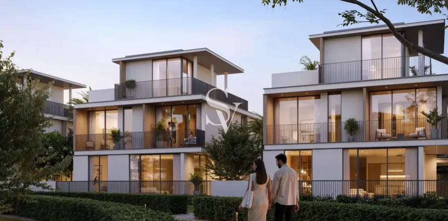 Вилла в Дубай Инвестмент Парке, Дубай, 4 спальни, 319м², № 83312