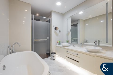 Villa in DAMAC Hills (Akoya by DAMAC), Dubai 4 bedrooms, 317 sq.m. № 75328 - photo 13