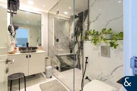 Apartment in Bahar, Jumeirah Beach Residence, Dubai 3 bedrooms, 202 sq.m. № 75329 - photo 14