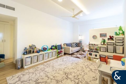 Apartment in Bahar, Jumeirah Beach Residence, Dubai 3 bedrooms, 202 sq.m. № 75329 - photo 12