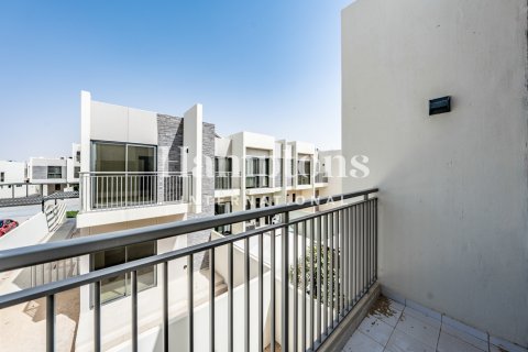 Villa à Dubai, 3 chambres, 174.84344600 m², № 77404 - photo 11
