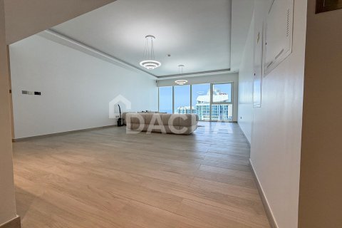 Apartamento en Jumeirah Lake Towers, Dubai, 1 dormitorio, 102 m², № 105243 - foto 17