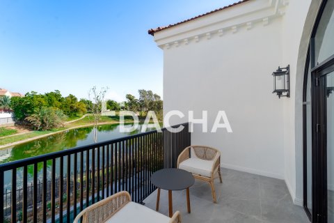 Villa en Jumeirah Islands, Dubai, 4 dormitorios, 550 m², № 105240 - foto 2