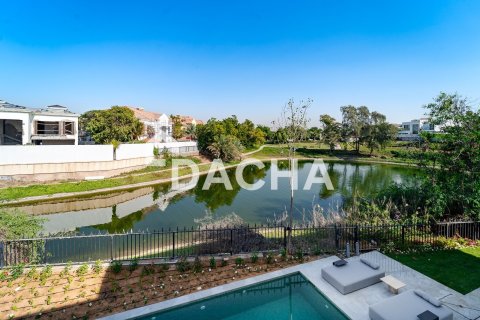 Villa en Jumeirah Islands, Dubai, 4 dormitorios, 550 m², № 105240 - foto 3