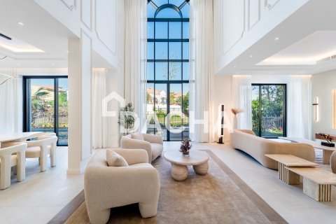 Villa en Jumeirah Islands, Dubai, 4 dormitorios, 550 m², № 105240