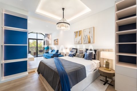 Villa en Jumeirah Islands, Dubai, 4 dormitorios, 550 m², № 105240 - foto 23