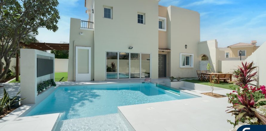 فيلا في المرابع العربية, دبي 3 غرف نوم, 228 م² رقم 75497