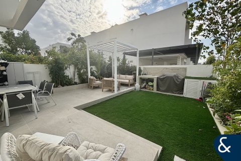 Villa in DAMAC Hills (Akoya by DAMAC), Dubai 3 bedrooms, 159 sq.m. № 75501 - photo 21