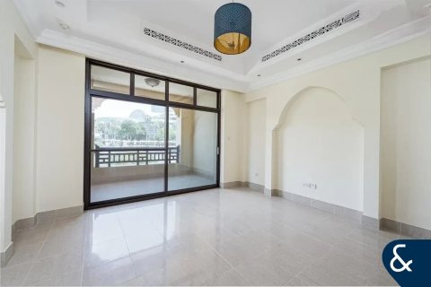 Apartment in Downtown Dubai (Downtown Burj Dubai), Dubai 2 bedrooms, 130 sq.m. № 75499 - photo 2