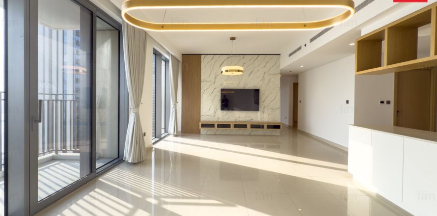 Apartment in Dubai 3 bedrooms, 156.6 sq.m. № 71835