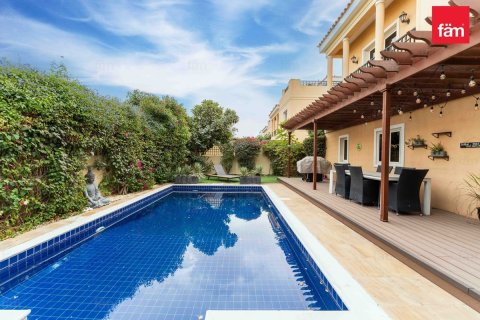 Villa in Dubai 5 bedrooms, 593.9 sq.m. № 83517 - photo 23