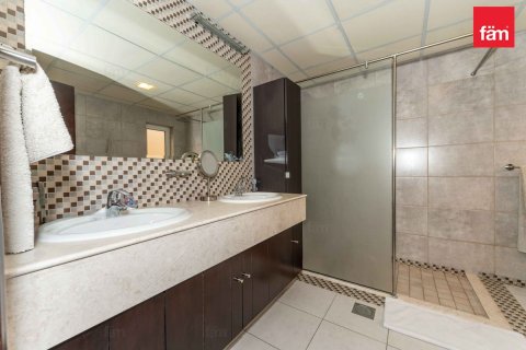 Villa in Dubai 5 bedrooms, 593.9 sq.m. № 83517 - photo 19