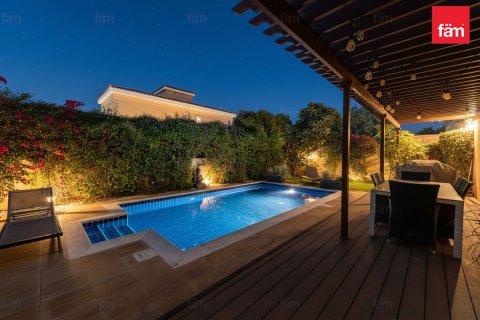 Villa in Dubai 5 bedrooms, 593.9 sq.m. № 83517 - photo 28