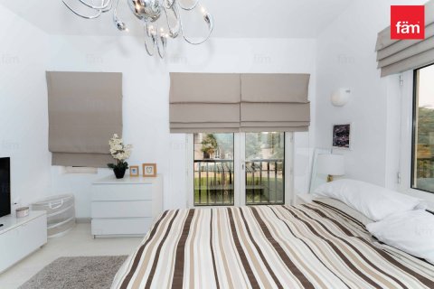 Villa in Dubai 5 bedrooms, 593.9 sq.m. № 83517 - photo 14