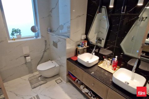 Apartamento en Business Bay, Dubai, 3 dormitorios, 203 m², № 83523 - foto 15