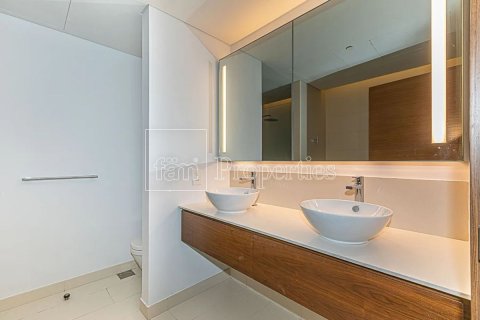 Apartment in Al Wasl, Dubai 2 bedrooms, 185.2 sq.m. № 11273 - photo 11