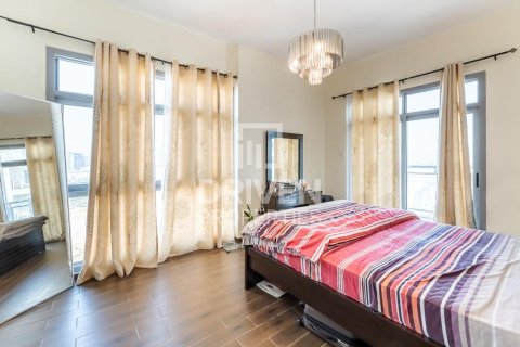 Apartment in Al Furjan, Dubai 2 bedrooms, 130.25 sq.m. № 142781 - photo 8