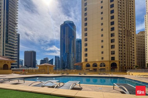 Снять в аренду квартиру в Дубае: 2 спальни, 120.6м², № 90241 - фото 7