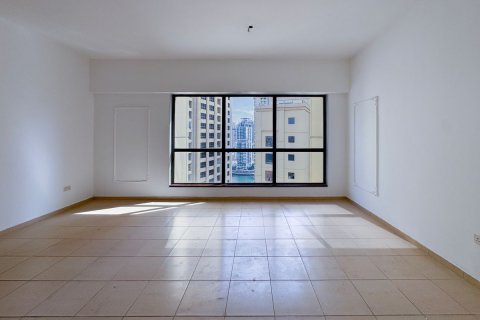 Квартира в Дубае, 2 спальни, 120.6м², № 90241