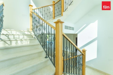 Villa en Dubai, 4 dormitorios, 542.7 m², № 90242 - foto 10
