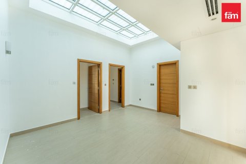 Villa en Dubai, 4 dormitorios, 542.7 m², № 90242 - foto 17