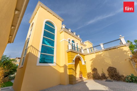 Villa en Dubai, 4 dormitorios, 542.7 m², № 90242 - foto 25