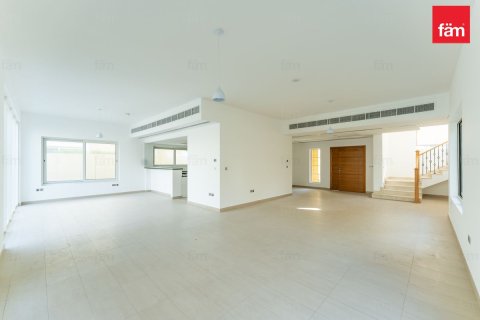 Villa en Dubai, 4 dormitorios, 542.7 m², № 90242 - foto 8