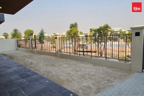 Villa à Dubai, 7 chambres, 439.9 m², № 118852 - photo 9