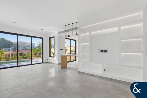 Villa in The Springs, Dubai 3 bedrooms, 210 sq.m. № 98689 - photo 7