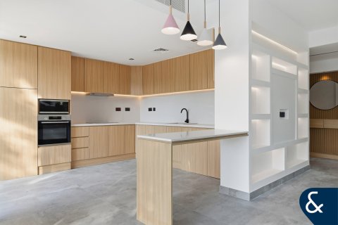 Villa in The Springs, Dubai 3 bedrooms, 210 sq.m. № 98689 - photo 12