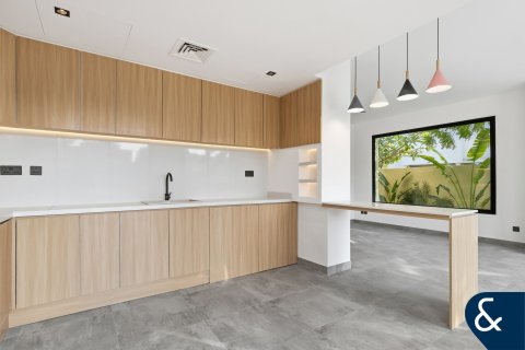 Villa in The Springs, Dubai 3 bedrooms, 210 sq.m. № 98689 - photo 15