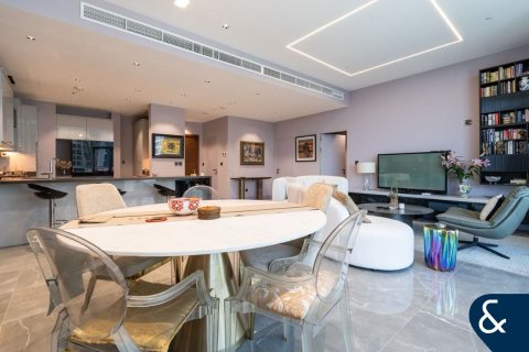 Купить квартиру в Oceana, Пальма Джумейра, Дубай: 2 спальни, 159м², № 98686 - фото 2