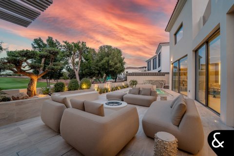 Купить виллу в Джумейра Гольф Эстейтс, Дубай: 5 спален, 641м², № 98695 - фото 8