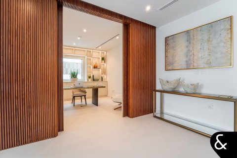 Купить виллу в Джумейра Гольф Эстейтс, Дубай: 5 спален, 641м², № 98695 - фото 14
