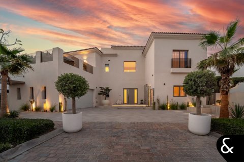 Вилла в Джумейра Гольф Эстейтс, Дубай, 5 спален, 641м², № 98695