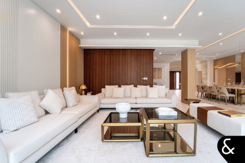 Купить виллу в Джумейра Гольф Эстейтс, Дубай: 5 спален, 641м², № 98695 - фото 11
