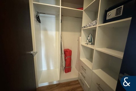 Купить квартиру в Даунтаун Дубай (Даунтаун Бурдж Дубай), Дубай: 2 спальни, 151м², № 98685 - фото 11