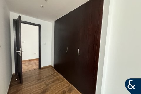 Купить квартиру в Даунтаун Дубай (Даунтаун Бурдж Дубай), Дубай: 2 спальни, 151м², № 98685 - фото 5