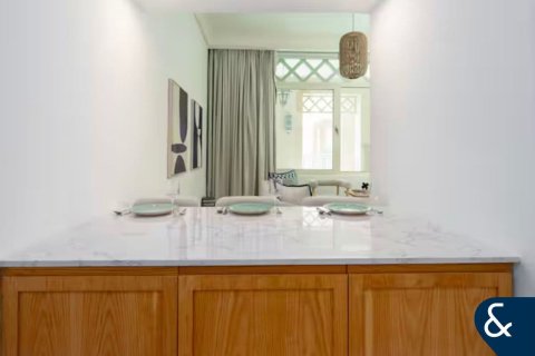 Apartment in Shoreline Apartments, Palm Jumeirah, Dubai 1 bedroom, 69 sq.m. № 98687 - photo 7