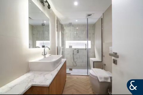 Apartment in Shoreline Apartments, Palm Jumeirah, Dubai 1 bedroom, 69 sq.m. № 98687 - photo 8