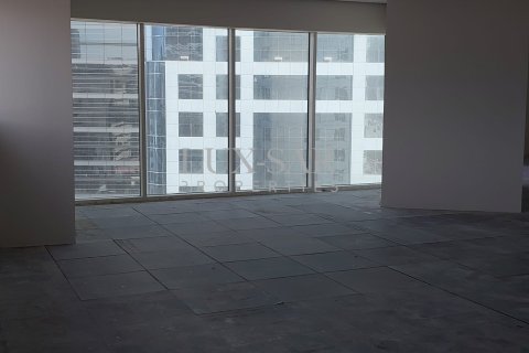 Снять в аренду офис в Sheikh Zayed Road, Дубай: 208.1м², № 37603 - фото 3