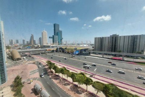 Снять в аренду офис в Sheikh Zayed Road, Дубай: 208.1м², № 37603 - фото 1